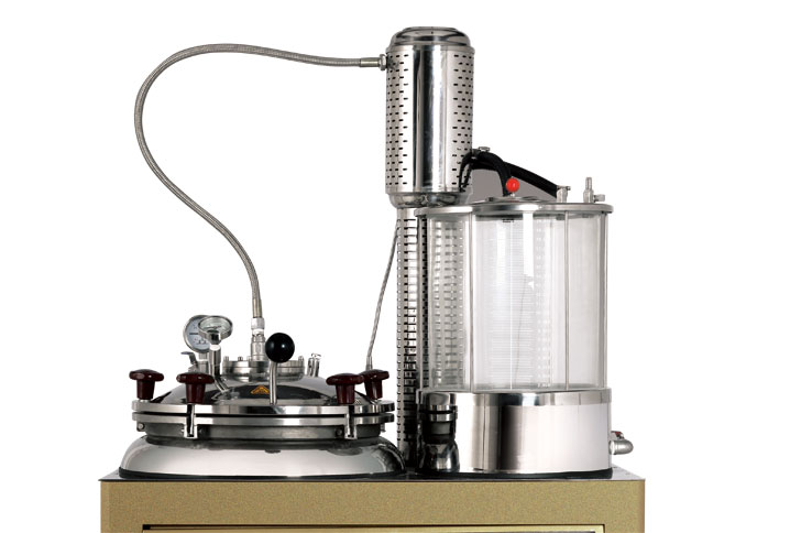 液体真空浓缩煎药机